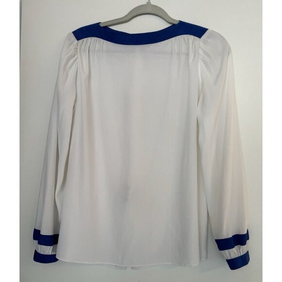 ST. JOHN White Button Down Collarless blouse Size 10  Sheer Blue Accent Luxury - Picture 3 of 9